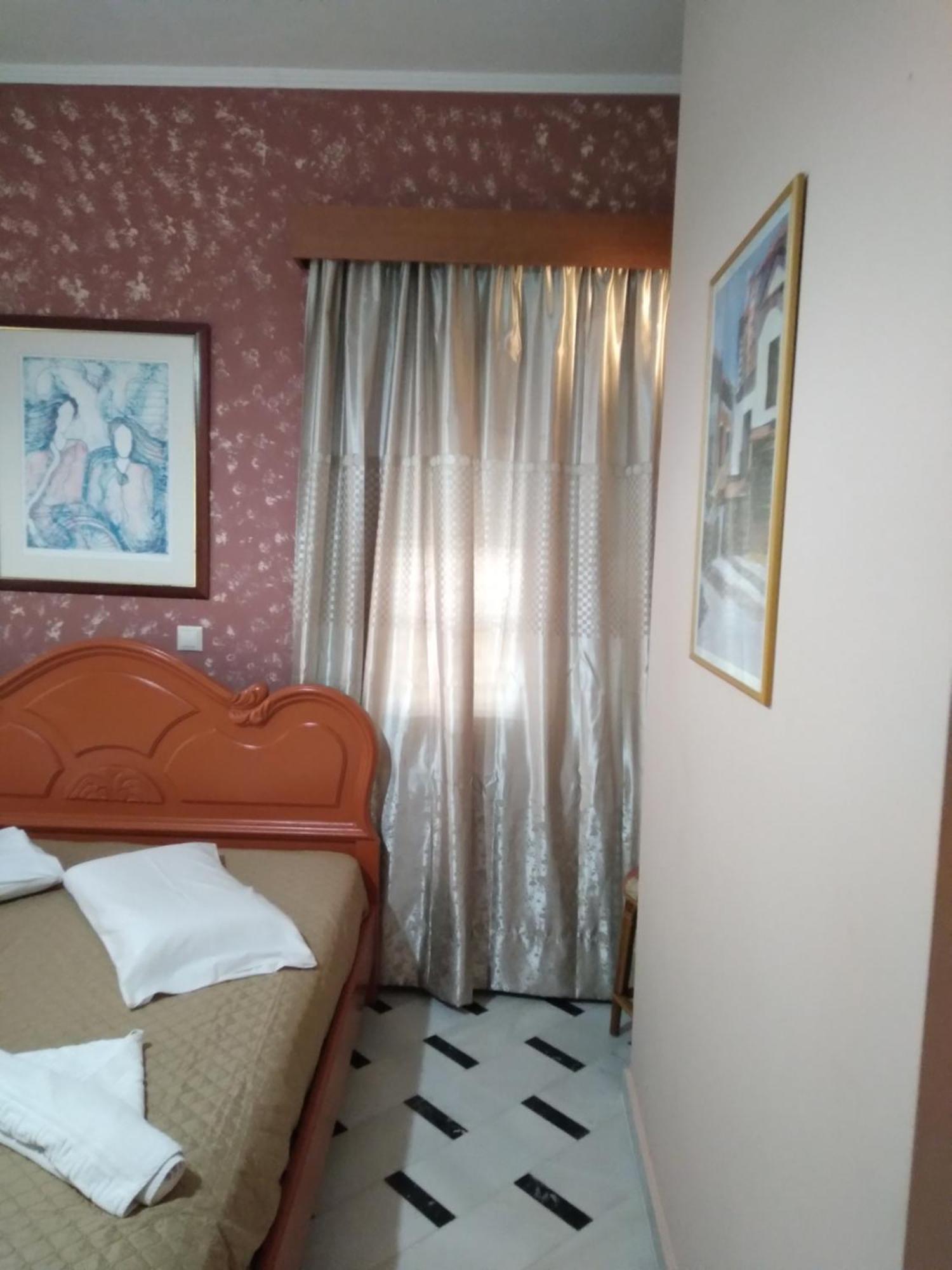 Eliza Apartments Rethymno Esterno foto