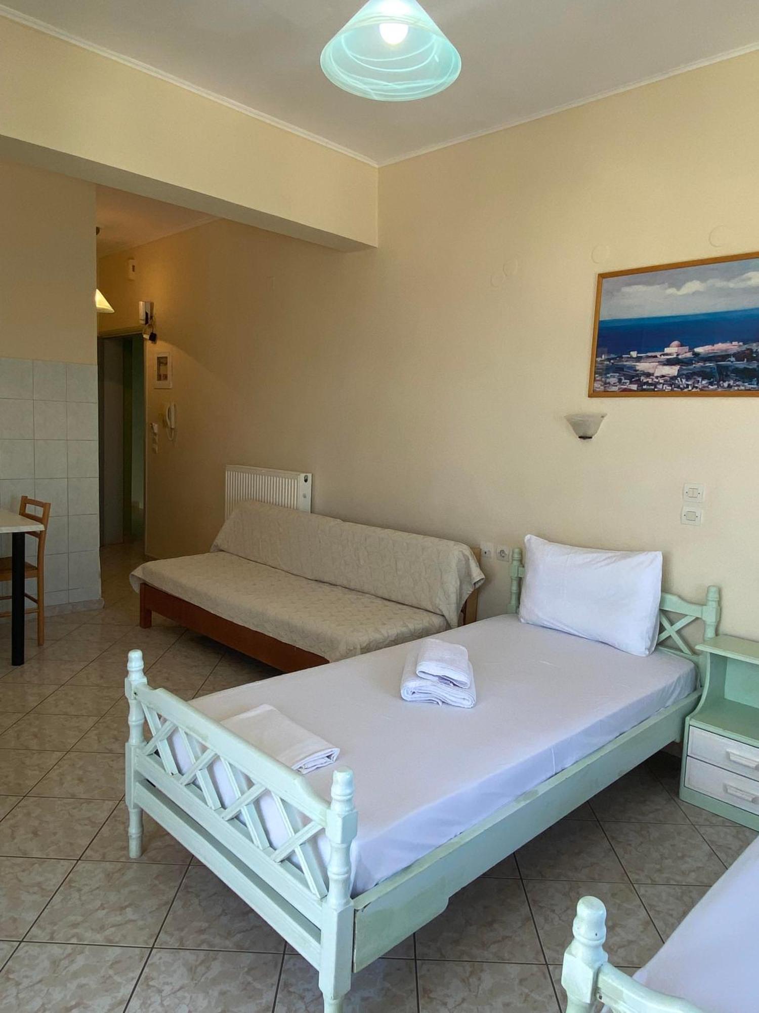 Eliza Apartments Rethymno Esterno foto