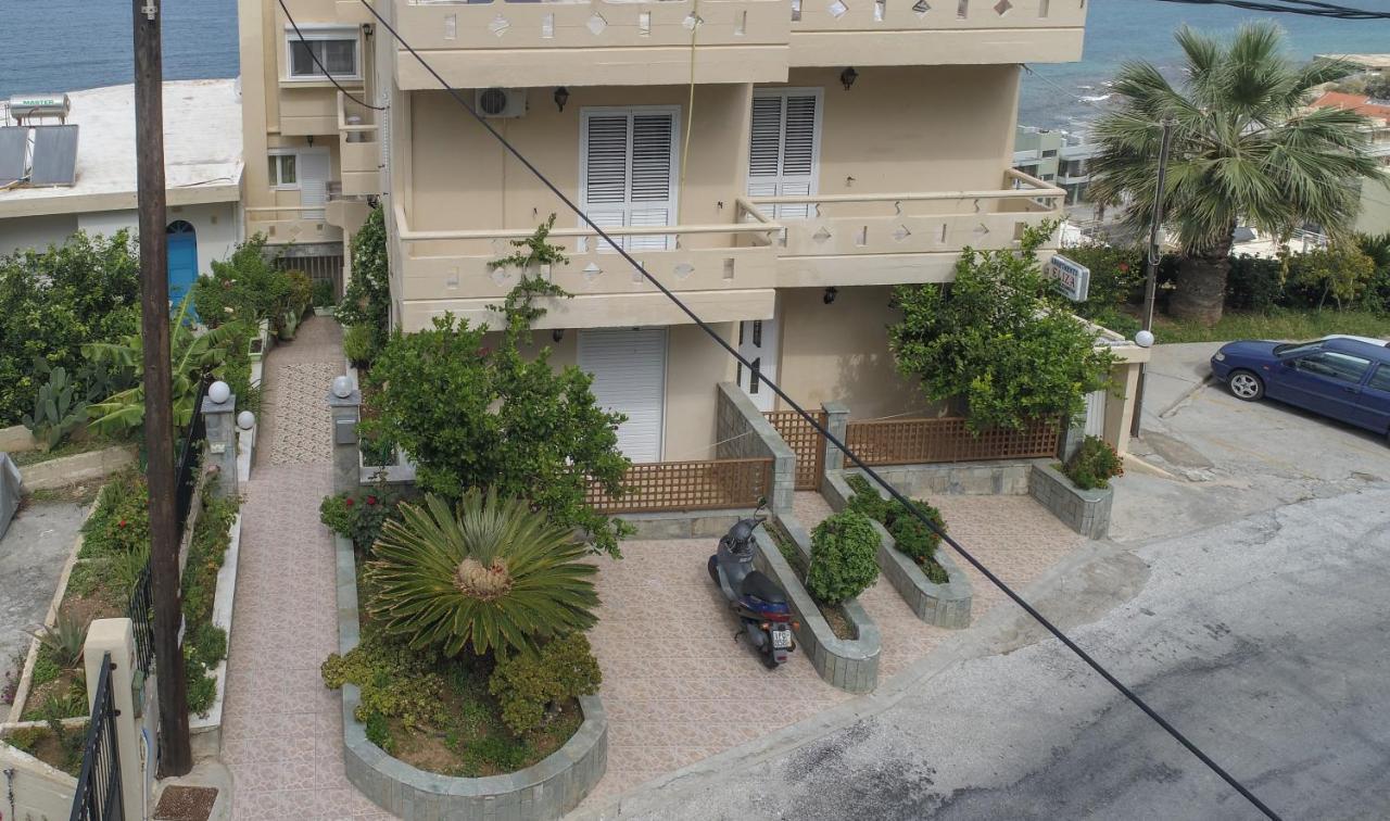 Eliza Apartments Rethymno Esterno foto