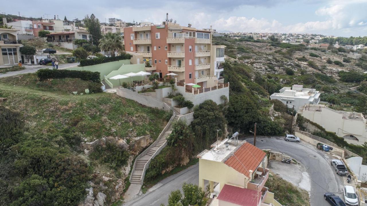 Eliza Apartments Rethymno Esterno foto
