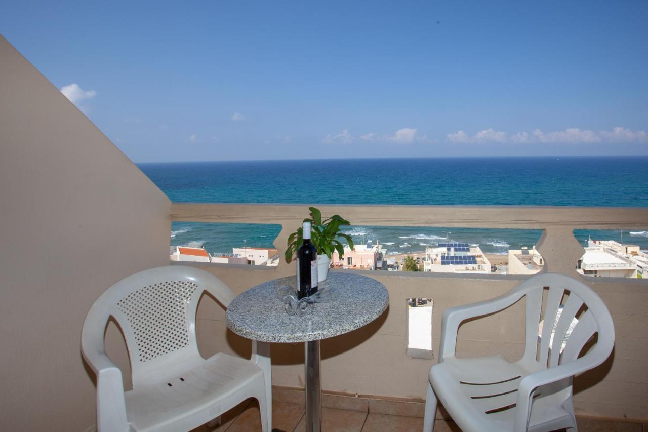 Eliza Apartments Rethymno Esterno foto