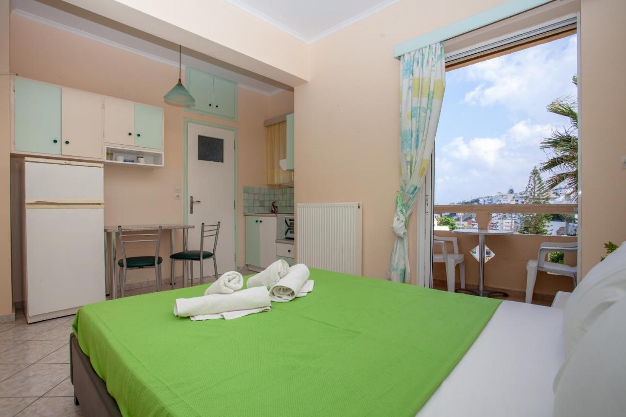 Eliza Apartments Rethymno Esterno foto