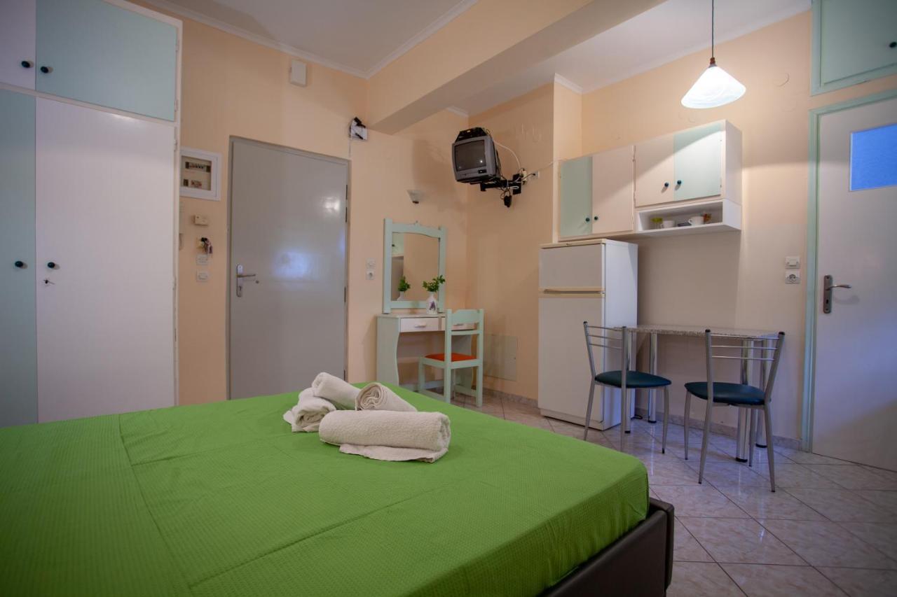 Eliza Apartments Rethymno Esterno foto