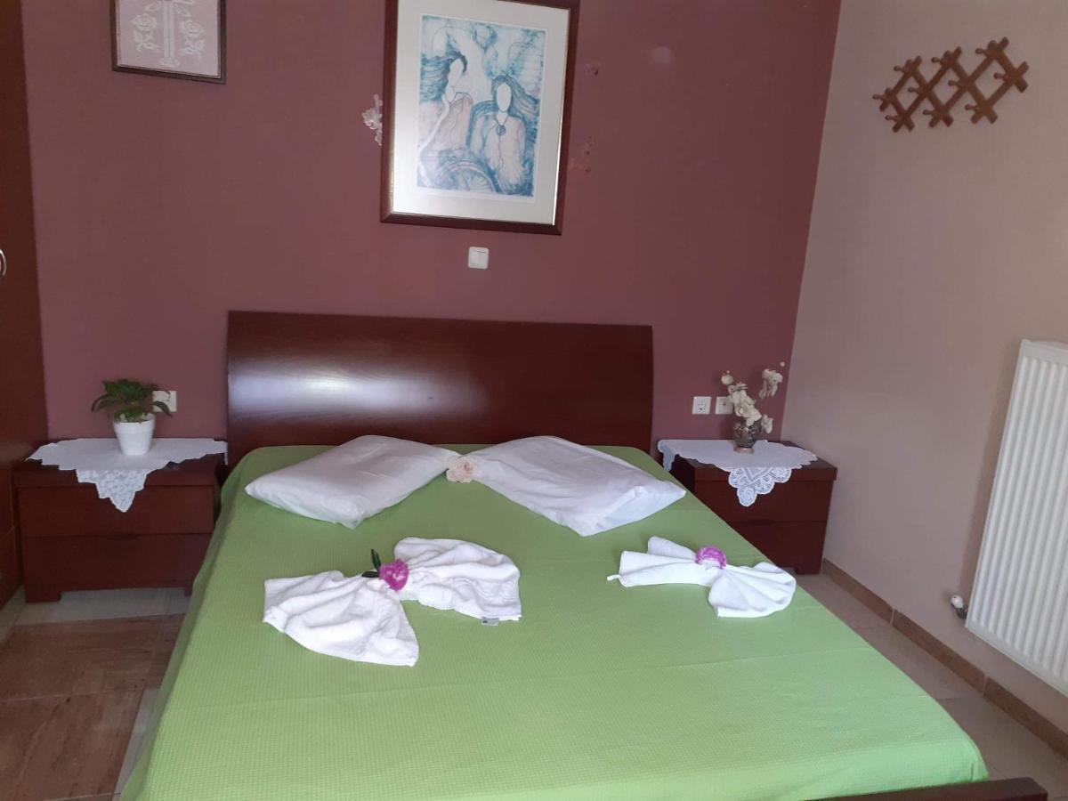 Eliza Apartments Rethymno Esterno foto